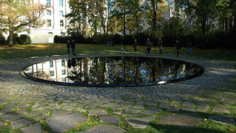 Denkmal für die im Nationalsozialismus ermordeten Sinti und Roma Europas